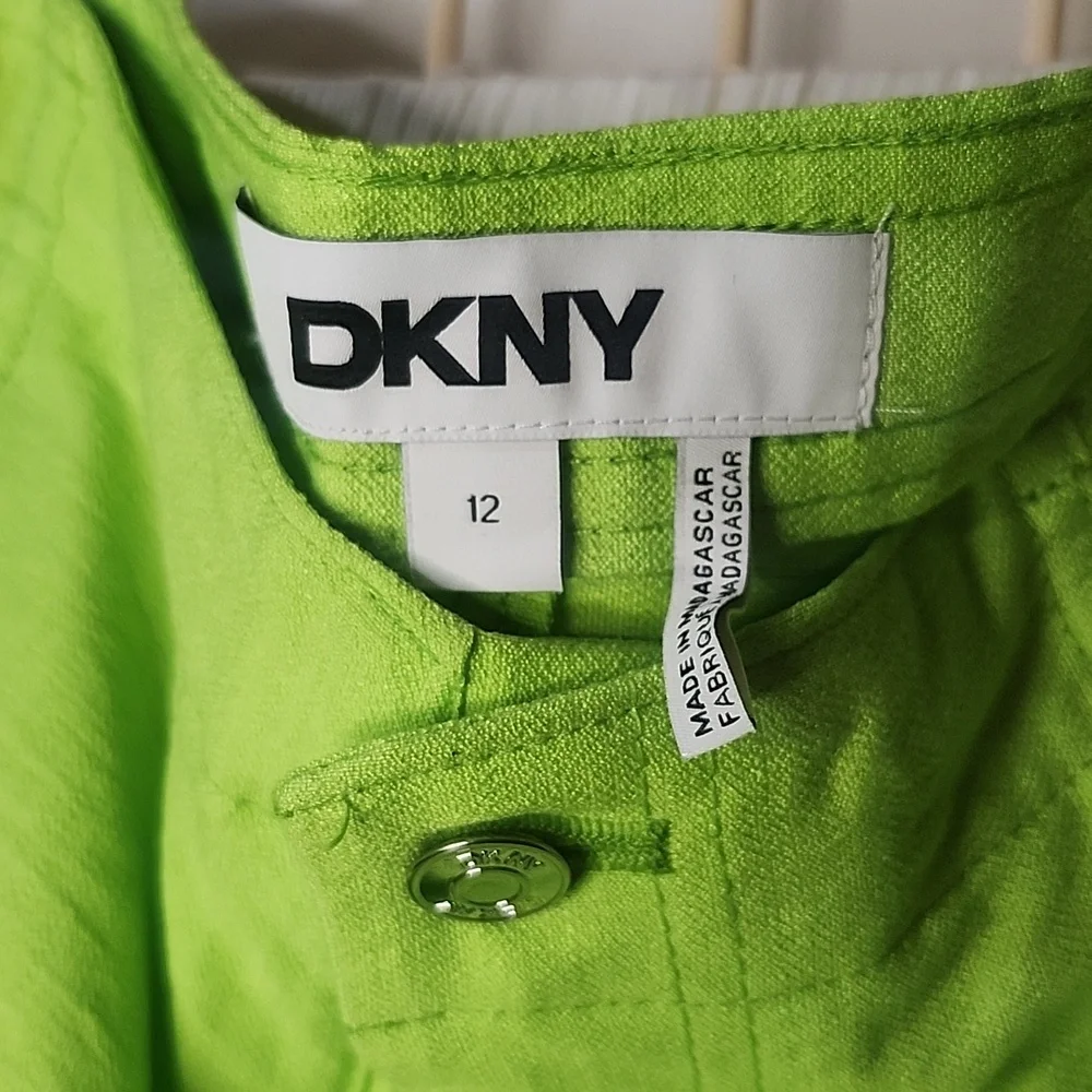 DKNY- NWT Bright Green Wide Leg Pants - Picture 3 of 8